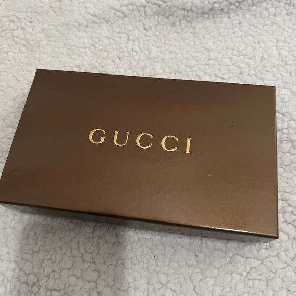 Gucci wallet with box preloved - Picture 9 of 9